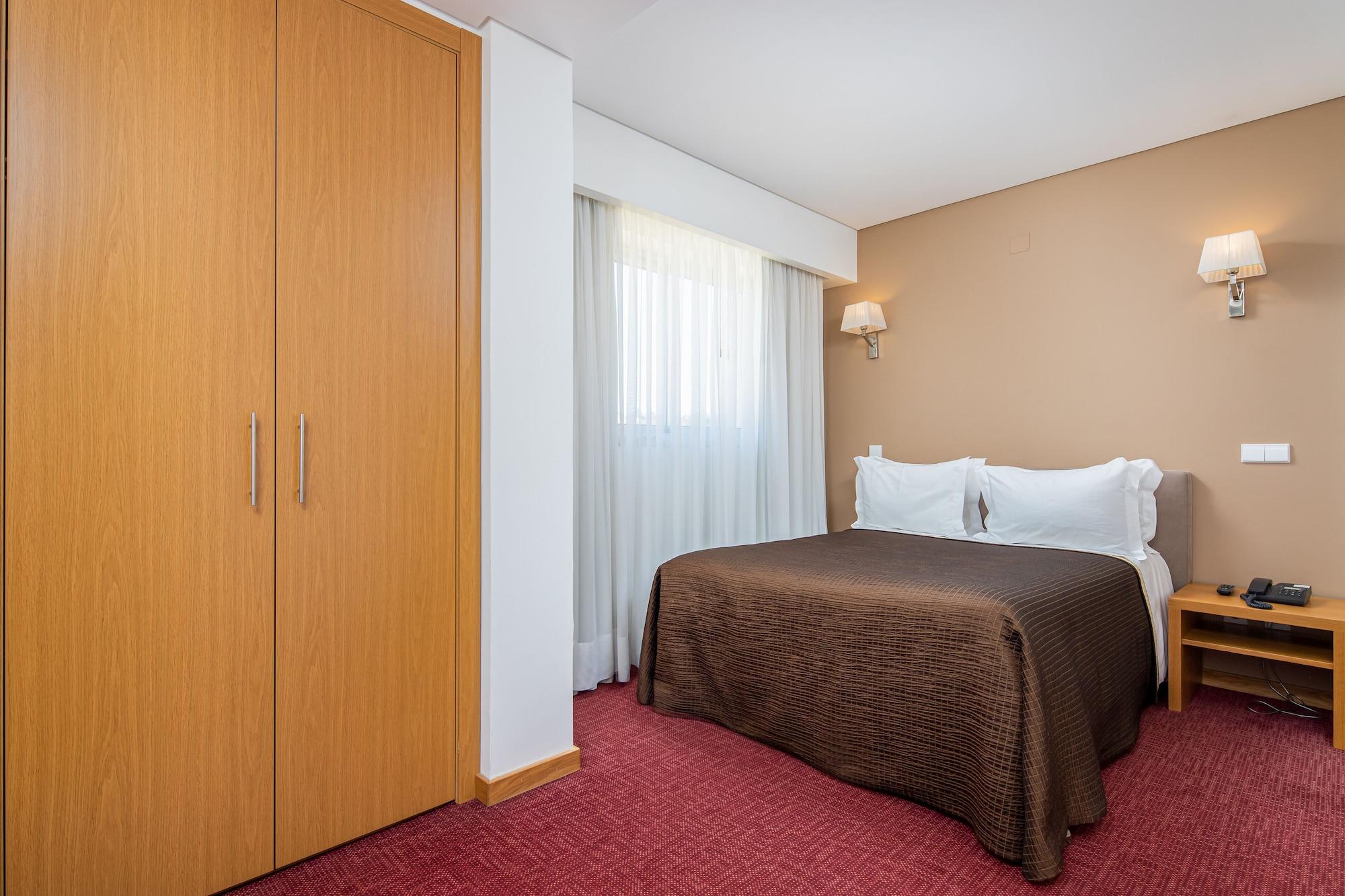 Stay Hotel Leiria Centro Esterno foto