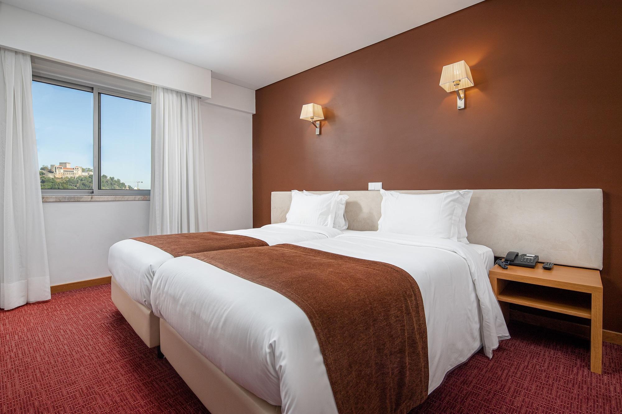 Stay Hotel Leiria Centro Esterno foto