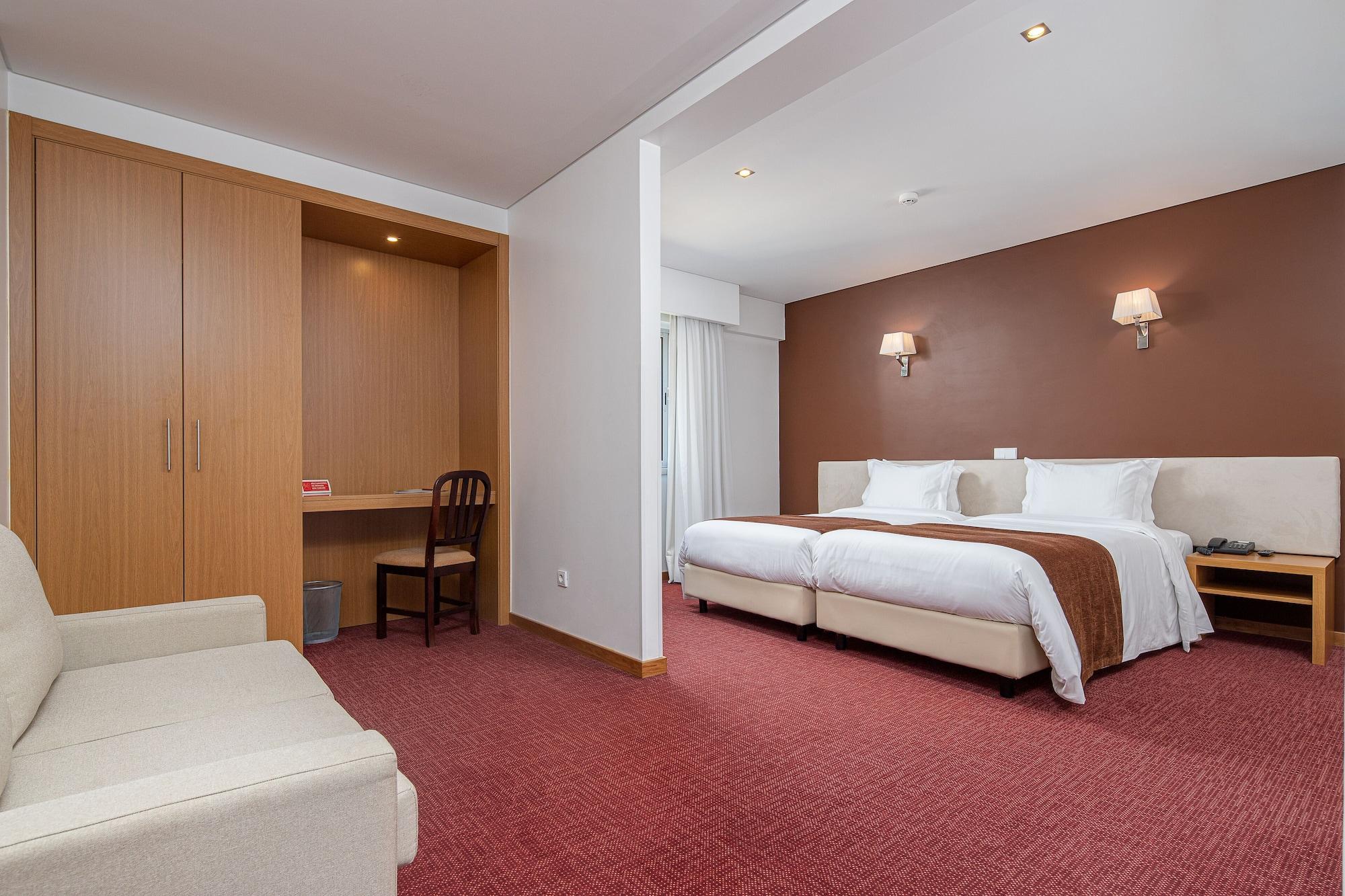 Stay Hotel Leiria Centro Esterno foto